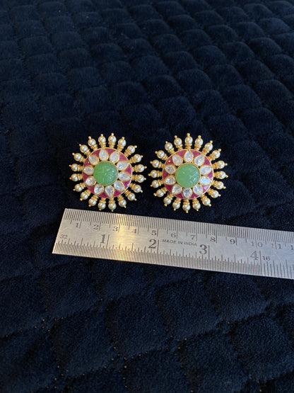 Studs - Moissanite - KLO25G70