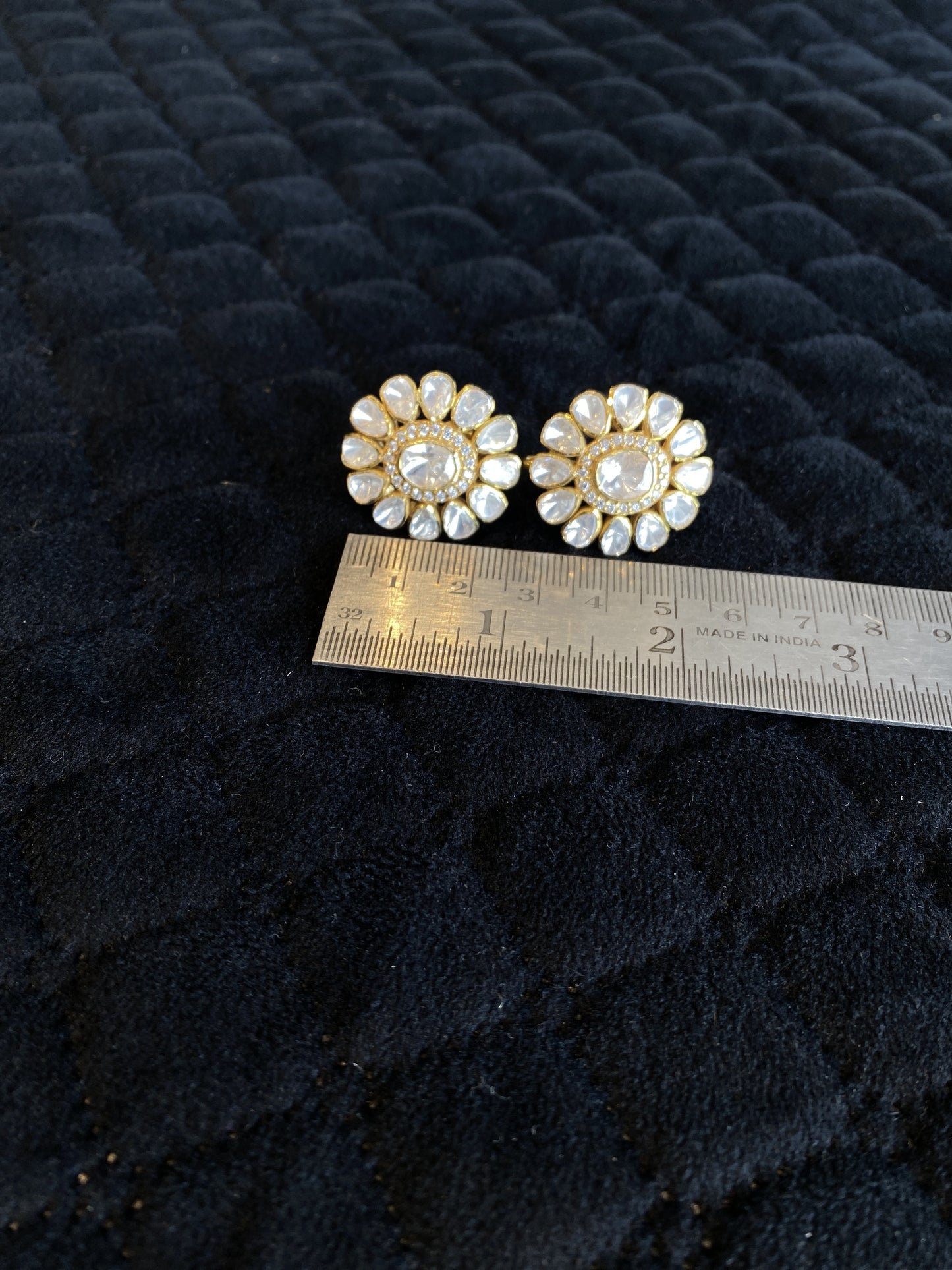 Studs - Moissanite - KLO26M91
