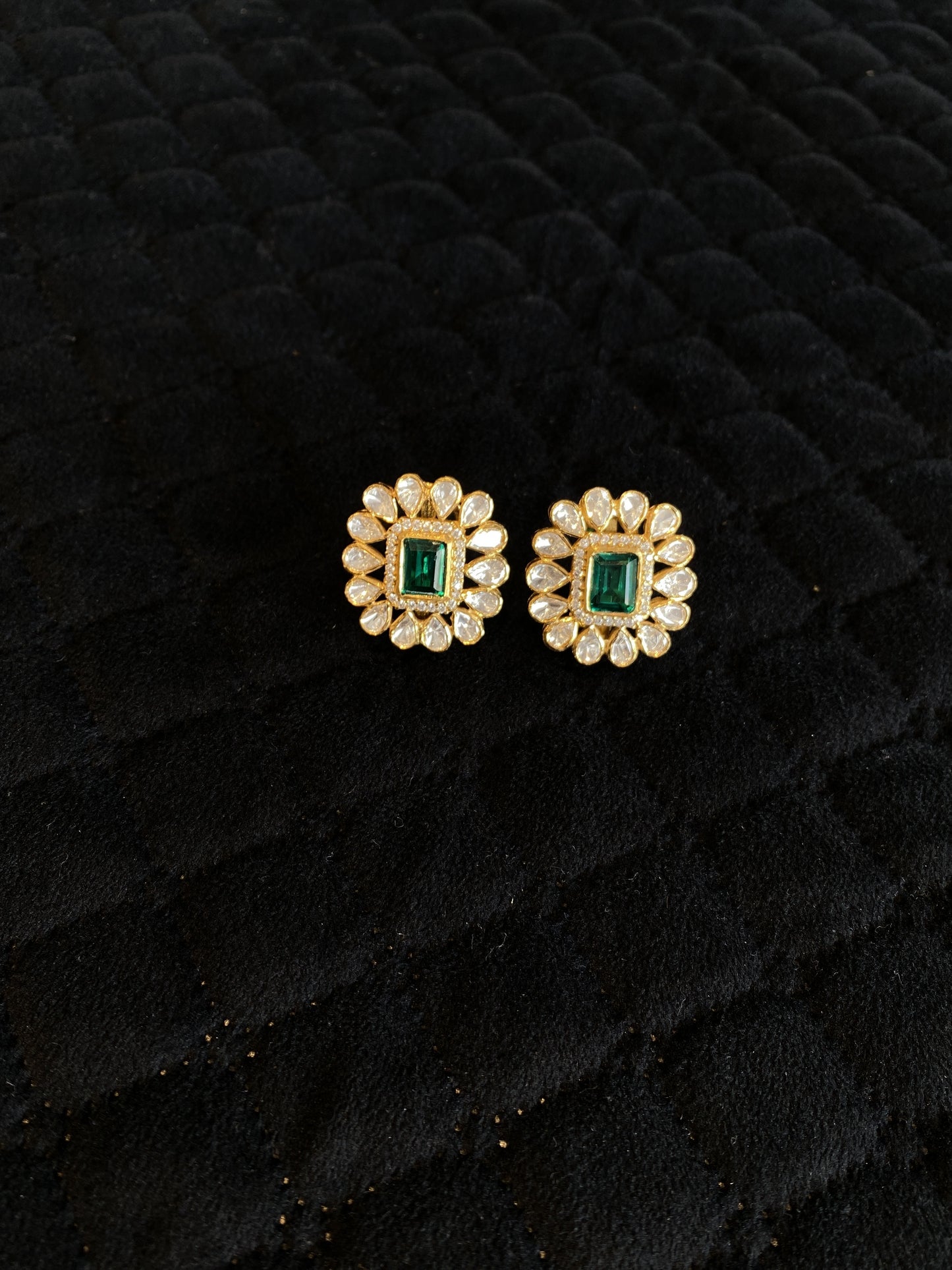 Studs - Moissanite - KLO27D50