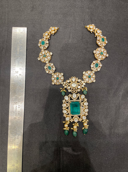 Moissanite - Necklaces - MLO25E35