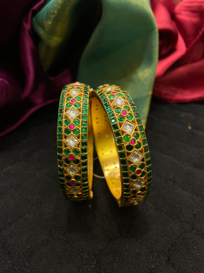 Kundan Bangles - MLO26H89