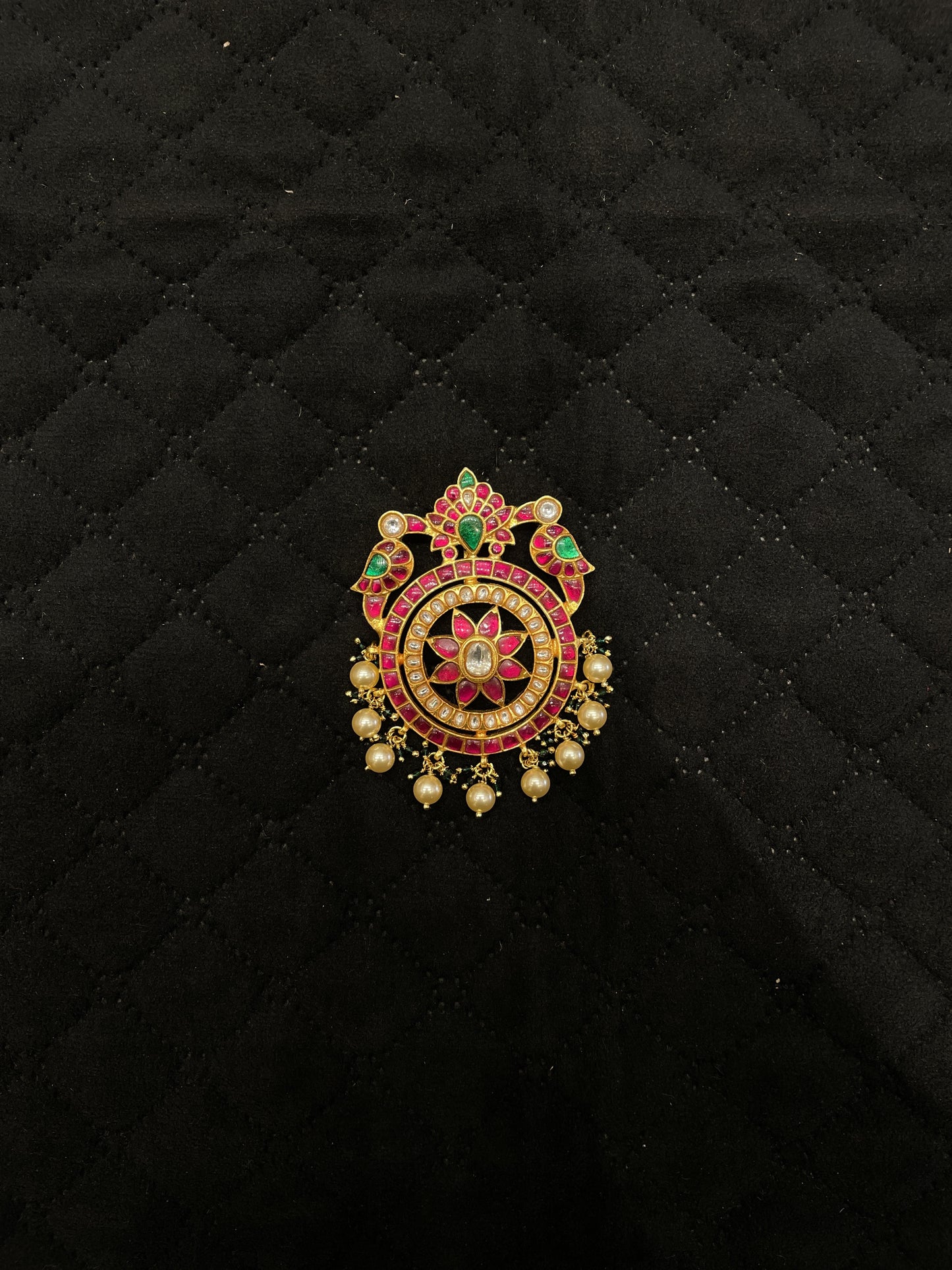 Kundan Pendant - MLO27D184