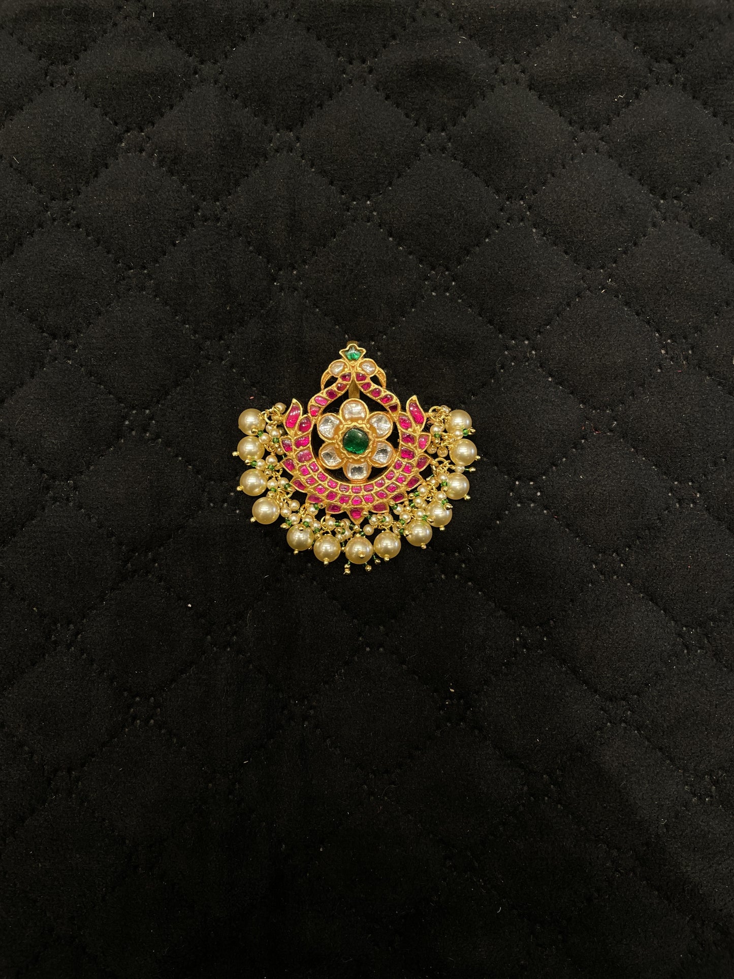 Kundan Pendant - MLO27D186