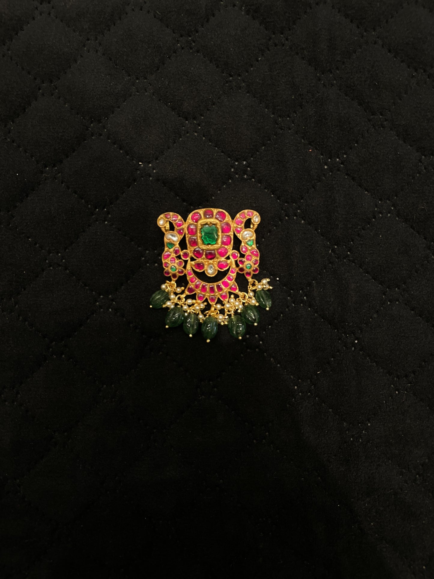 Kundan Pendant - MLO27D188