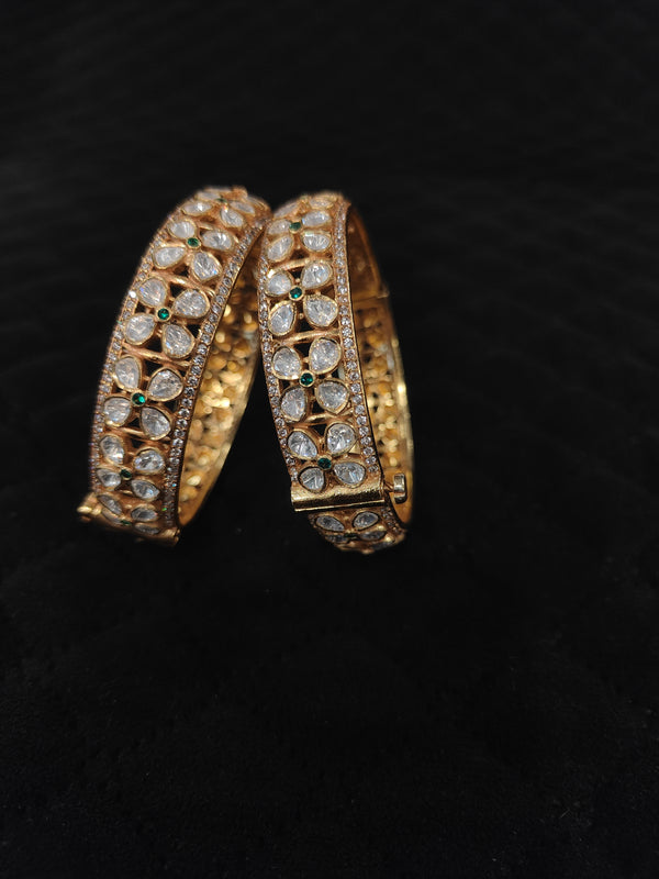 Bangles - Moissanite - PLO26E7