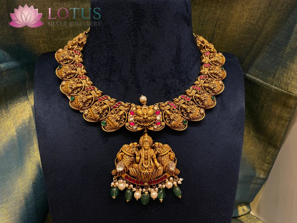 Deep Nagas Necklace - MLO26I63