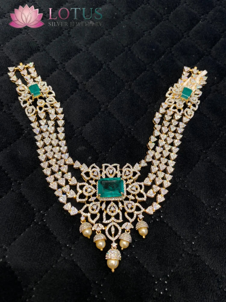 Diamond Necklaces - KLO26I34