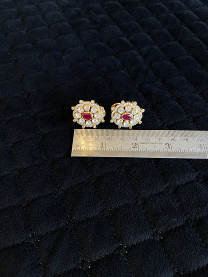 Studs - Moissanite - KLO26I102