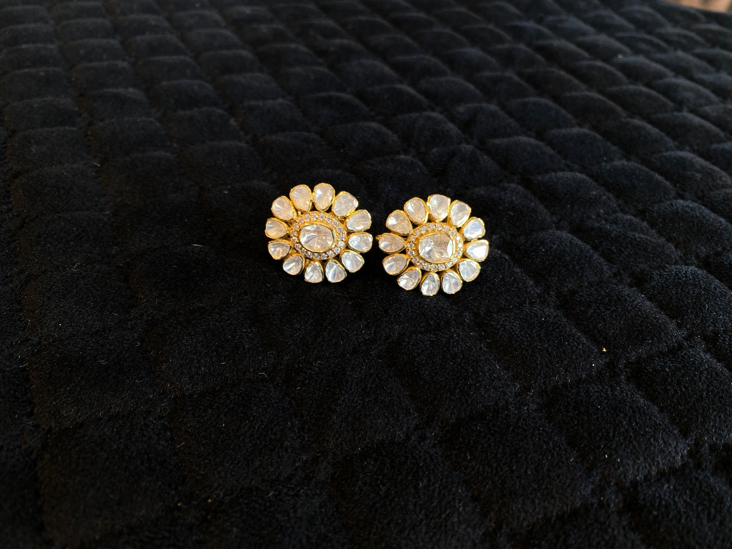 Studs - Moissanite - KLO26M91