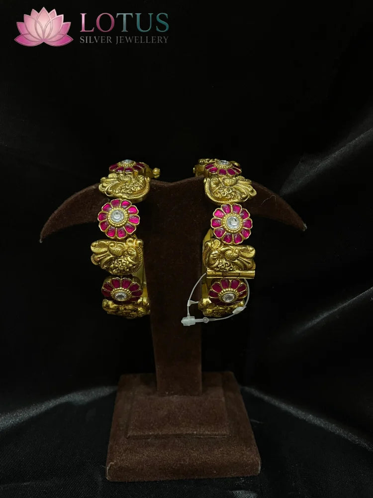 Kundan Bangles - MLO26E136