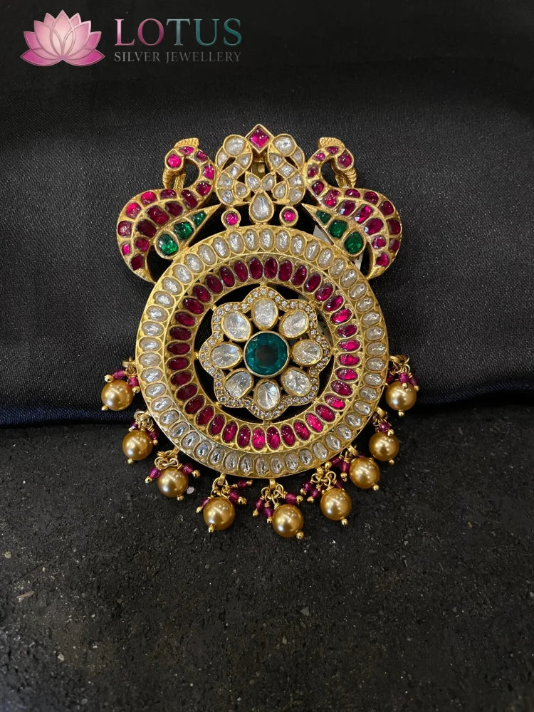 Kundan Pendant - MLO26E65
