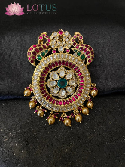 Kundan Pendant - MLO26E65