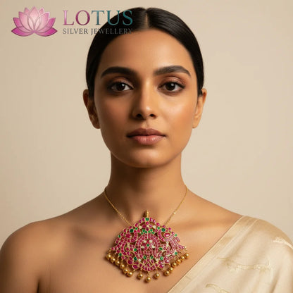 Kundan Pendant - MLO26N18