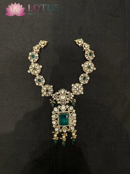 Moissanite - Necklaces - MLO25E35